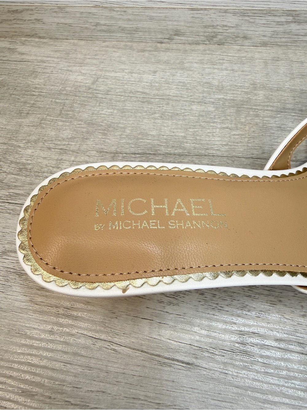 MICHAEL BY MICHAEL SHANNON ZURI DRESS SANDAL KITTEN HEEL SIZE 8.5 - Picture 7 of 12
